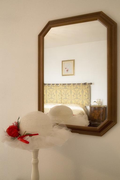 B&B Nuovo Paradiso Pescia Habitación foto